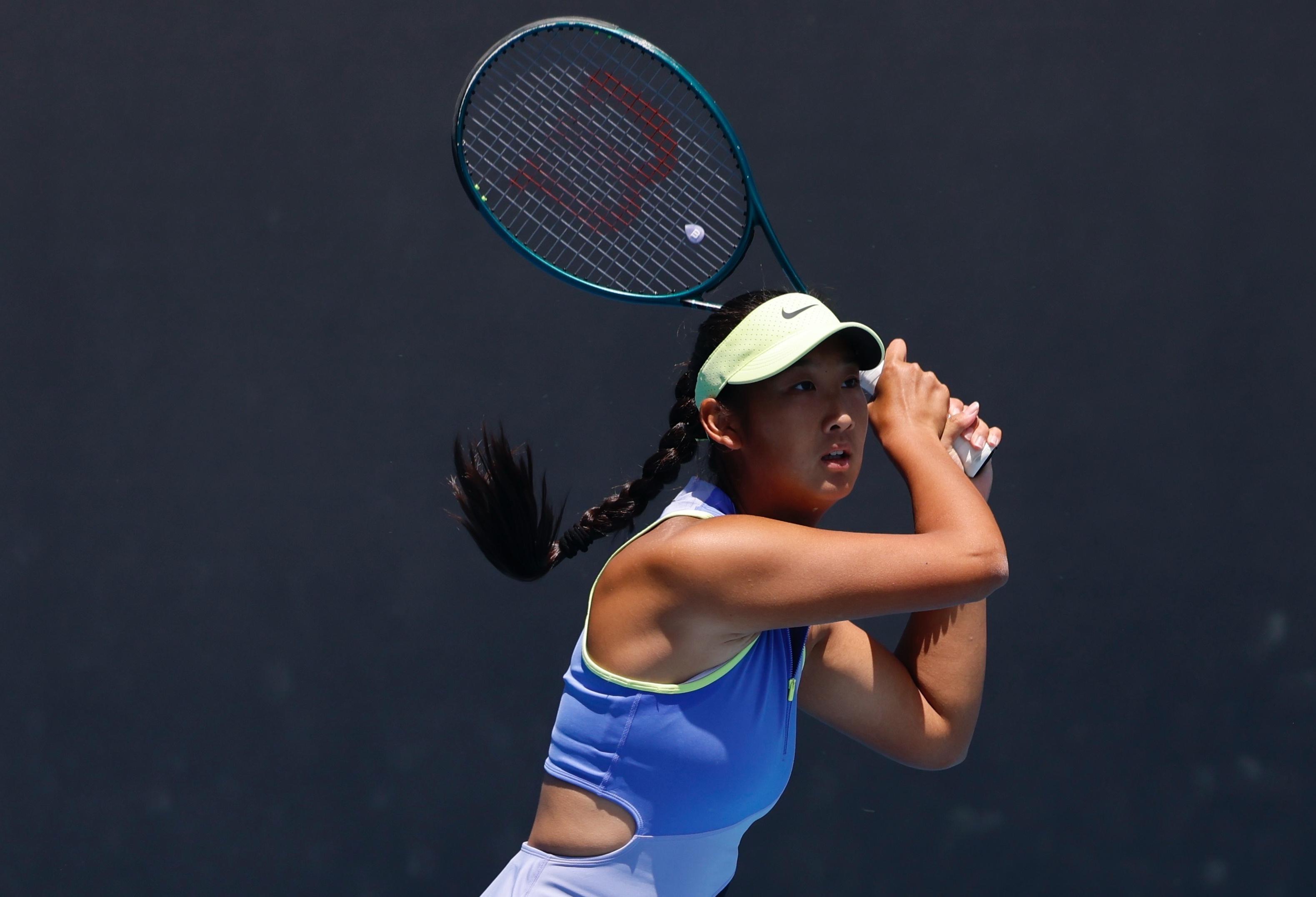 开云体育官网-2-1逆转进八强!中国女网17岁1米80小花蜕变:追赶郑钦文王欣瑜?